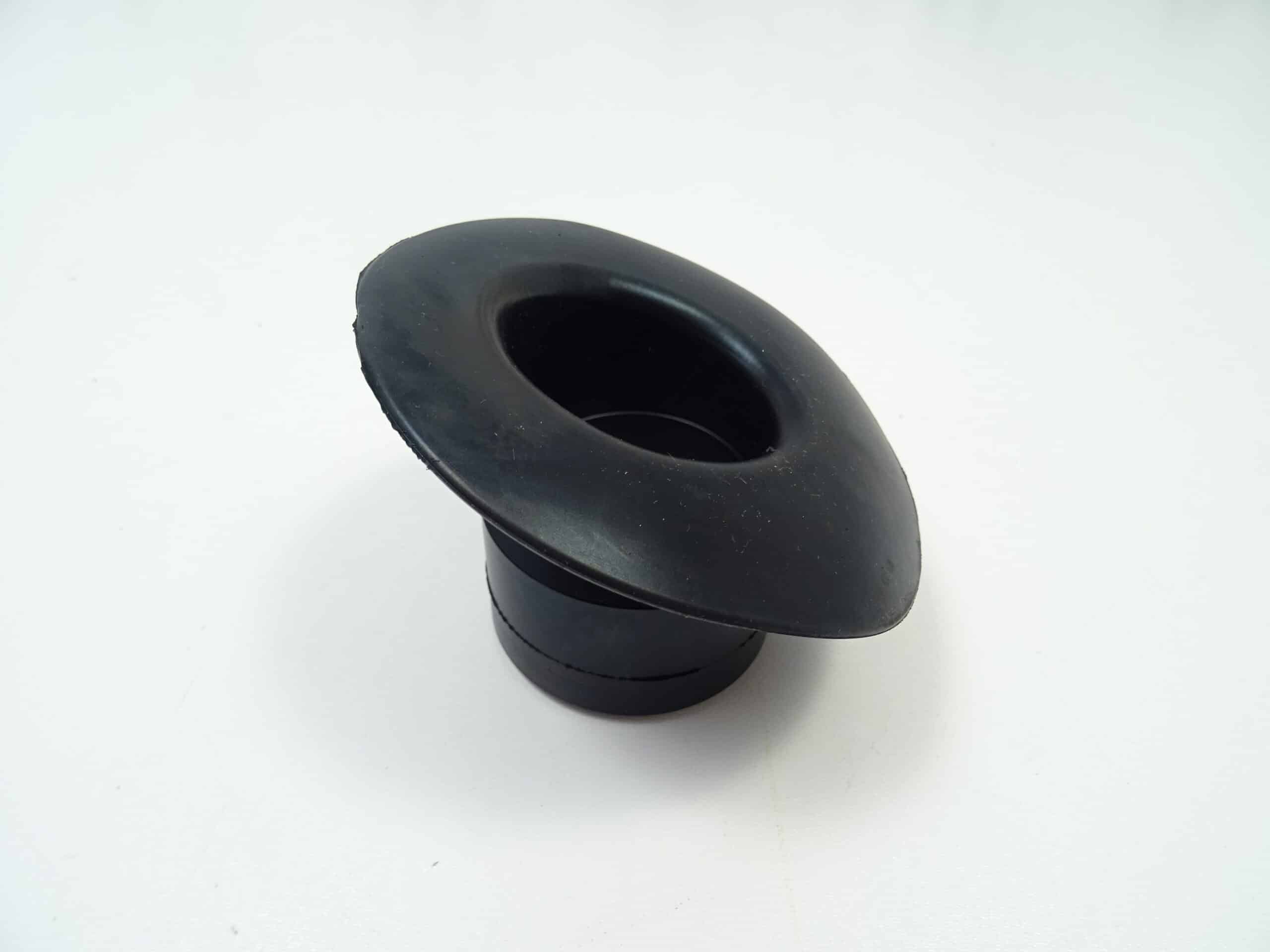 Manchette de support de pare-chocs arrière droit 75-85 EURO/US Fiat 124 Spider