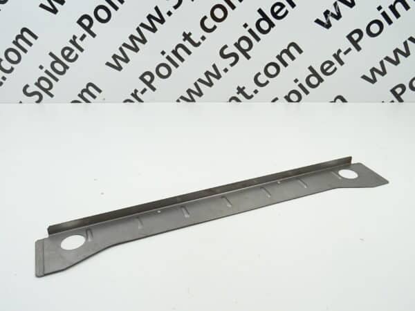 Parte superior del travesaño del radiador 70-78 Fiat 124 Spider