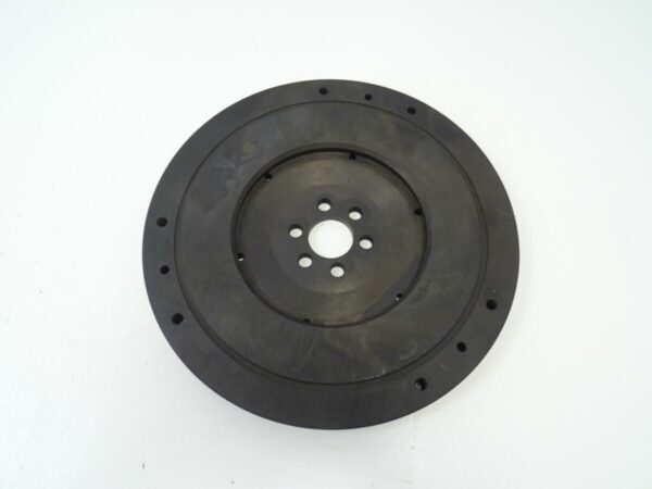 Volano senza corona dentata 73-85, cuscinetto da 35 mm, viti di fissaggio da 10 mm, 5,4 kg, versione alleggerita per FIAT 124 Spider, 124 Coupé