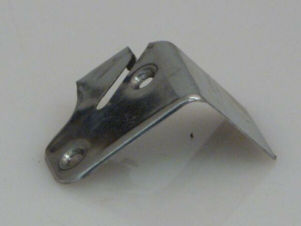 Piastra cromata anteriore sinistra 66 - 82 Fiat 124 Spider