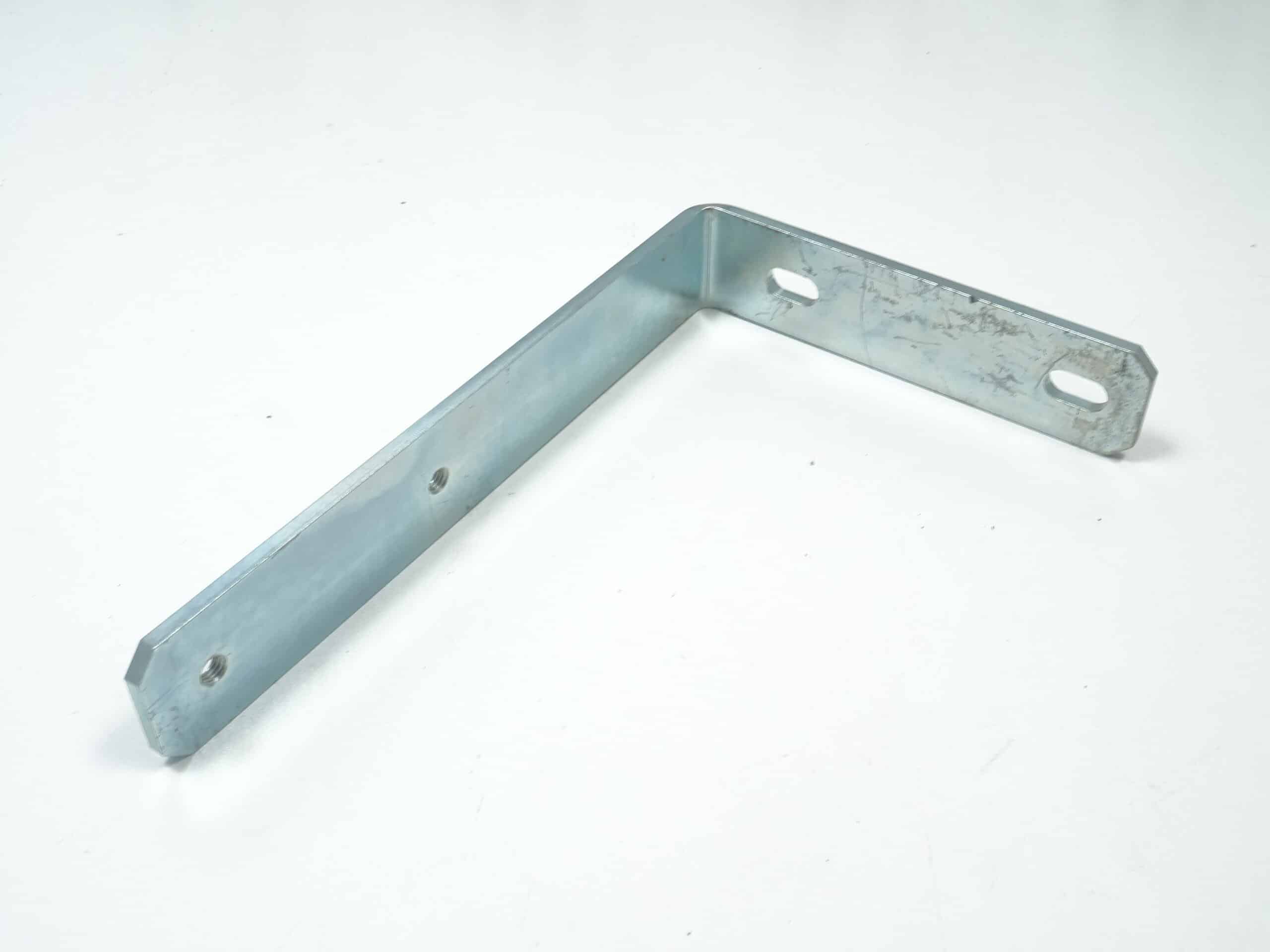 Support pare-chocs arrière 66-73 Fiat 124 Spider