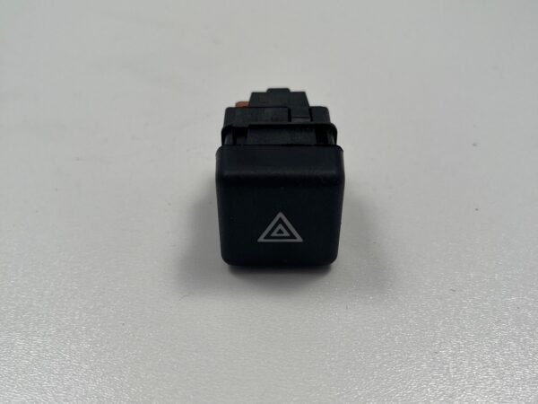 Interruttore luce di emergenza marrone Lancia Delta