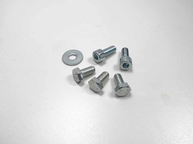 10039B-befestigungssatz-sitzverstellung-sitzgestell-us-79-85-mounting-kit-seat-frame-seat-adjustment-fiat-124-spider.JPG