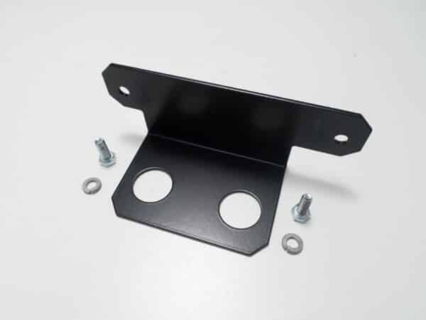 Befestigungswinkel Bremsflüssigkeitsbehälter 70-85 FIAT 124 Spider